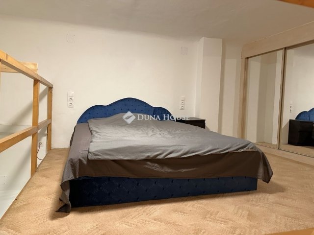 Eladó téglalakás, Budapesten, VIII. kerületben 48 M Ft, 1 szobás