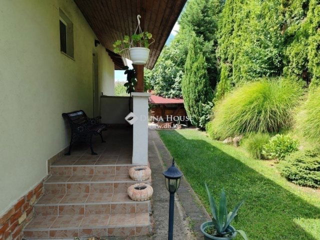 Eladó ikerház, Budapesten, XVII. kerületben 160 M Ft, 5 szobás