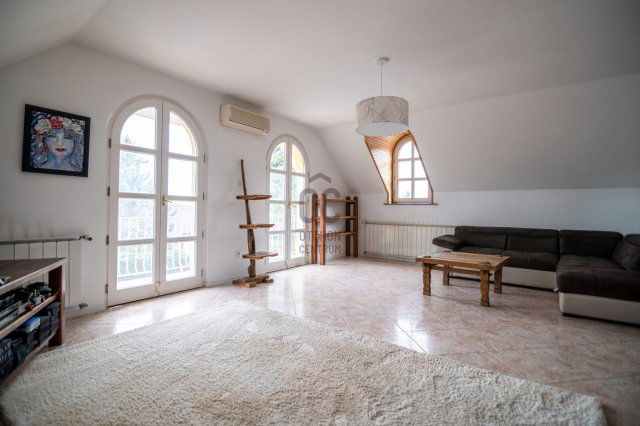 Kiadó téglalakás, albérlet, Budapesten, XXII. kerületben