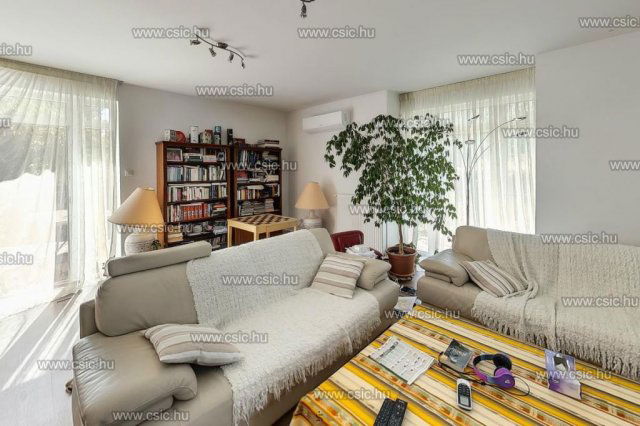 Eladó téglalakás, Budapesten, III. kerületben 210 M Ft, 6 szobás