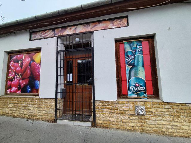 Eladó üzlethelyiség, Budapesten, III. kerületben 68.5 M Ft