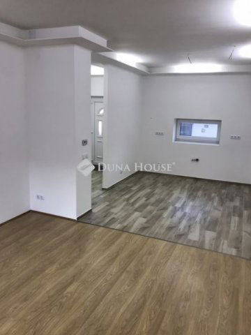 Eladó családi ház, Budapesten, XVIII. kerületben 115.3 M Ft