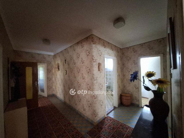 Eladó családi ház, Aldebrőn 33 M Ft, 4+1 szobás