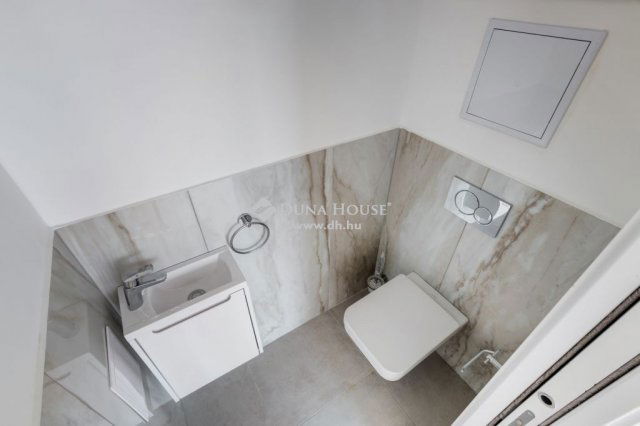 Eladó téglalakás, Budapesten, VI. kerületben 395.01 M Ft