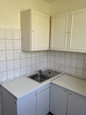 Kiadó panellakás, albérlet, Győrött 175 E Ft / hó, 2 szobás