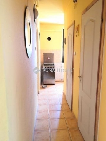 Eladó panellakás, Budapesten, XVI. kerületben 69.9 M Ft, 3 szobás