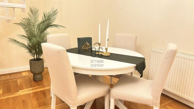 Eladó téglalakás, Budapesten, VI. kerületben 99.9 M Ft, 2 szobás