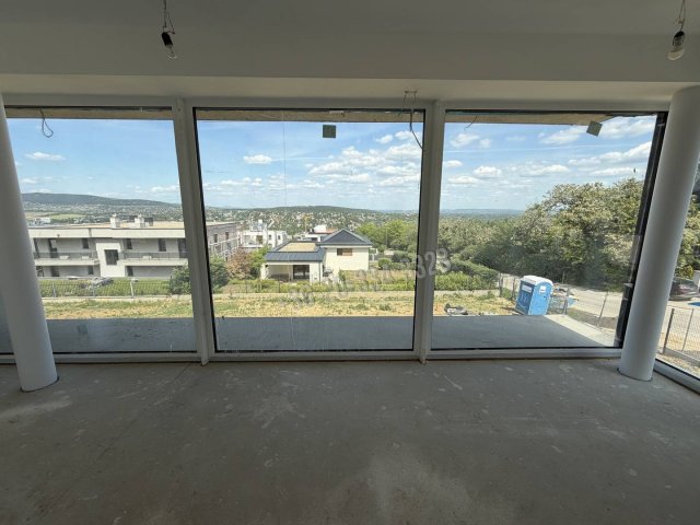 Eladó ikerház, Budapesten, III. kerületben 350 M Ft, 5 szobás