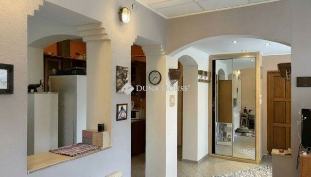 Eladó családi ház, Budapesten, XX. kerületben 52.9 M Ft