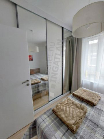 Kiadó téglalakás, albérlet, VIII. kerületben, Homok utcában