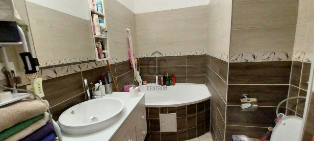 Eladó családi ház, Nagykőrösön 19.75 M Ft, 2 szobás