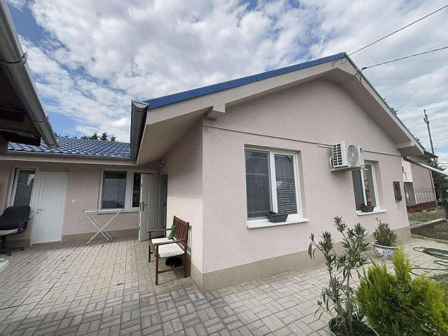 Eladó családi ház, Budapesten, XVII. kerületben 70 M Ft