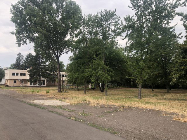 Eladó ipari ingatlan, Gyöngyösön 1890 M Ft