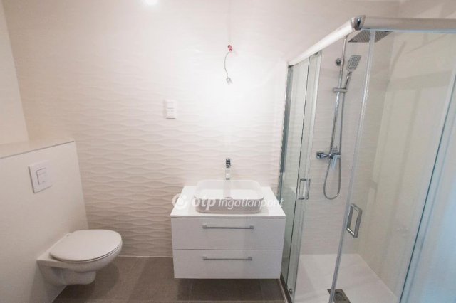 Eladó téglalakás, Gárdonyban 65.99 M Ft, 2 szobás