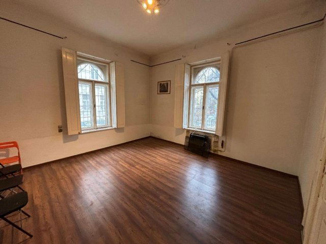 Eladó téglalakás, Budapesten, VI. kerületben 89 M Ft, 3+1 szobás