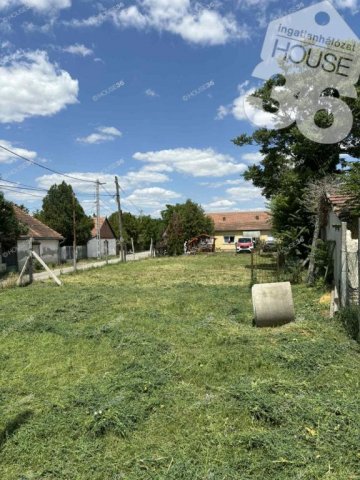 Eladó telek, Szabadszálláson 4.9 M Ft / költözzbe.hu