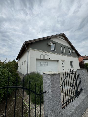 Eladó családi ház, Pátyon 229 M Ft, 8 szobás