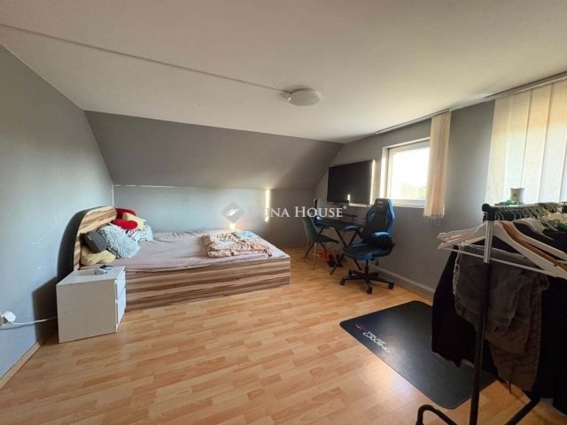 Eladó családi ház, Ócsán 94.9 M Ft, 5 szobás