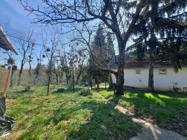 Eladó nyaraló, Homokkomáromon 5.5 M Ft, 1 szobás