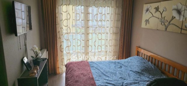 Kiadó téglalakás, albérlet, Debrecenben 350 E Ft / hó