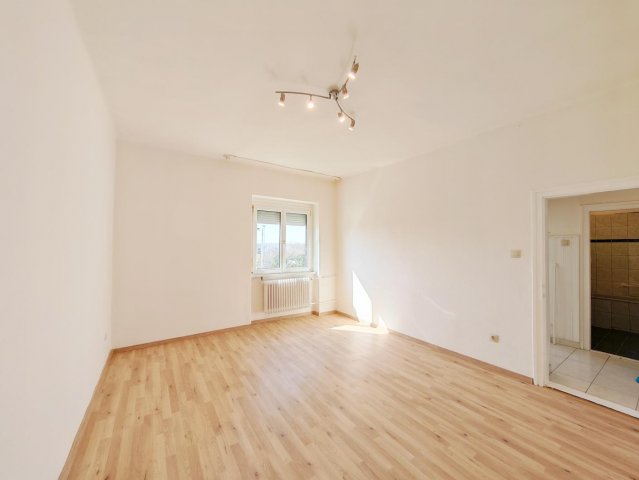 Eladó téglalakás, Tatabányán 46.9 M Ft, 2 szobás