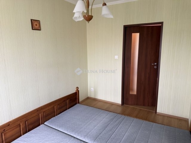 Eladó panellakás, Budapesten, XV. kerületben 75 M Ft, 3 szobás