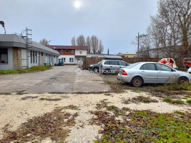 Eladó ipari ingatlan, Szentendrén 199 M Ft / költözzbe.hu