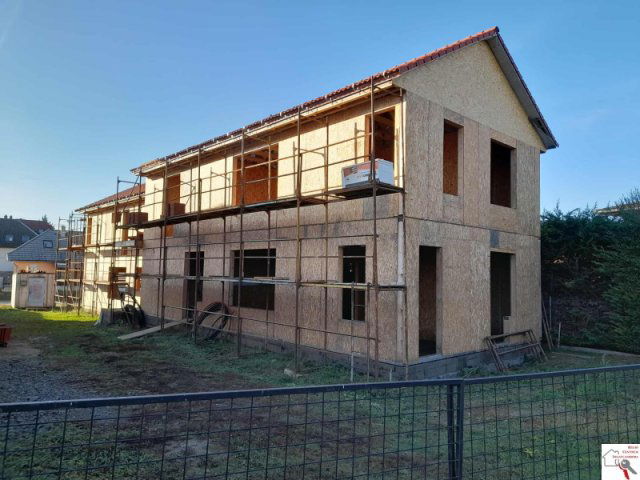 Eladó téglalakás, Pécsett 81.234 M Ft, 4 szobás