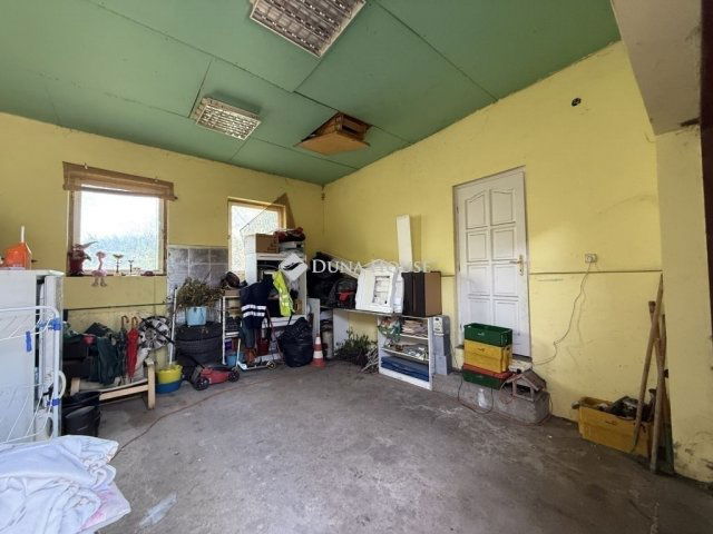 Eladó ikerház, Érden 99.9 M Ft, 5 szobás / költözzbe.hu