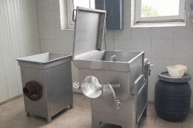 Eladó ipari ingatlan, Füzesabonyban 69.9 M Ft