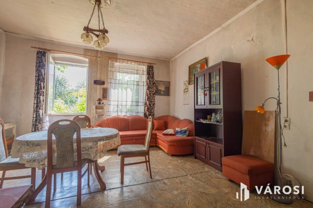 Eladó családi ház, Kiszomboron 22.99 M Ft, 3 szobás