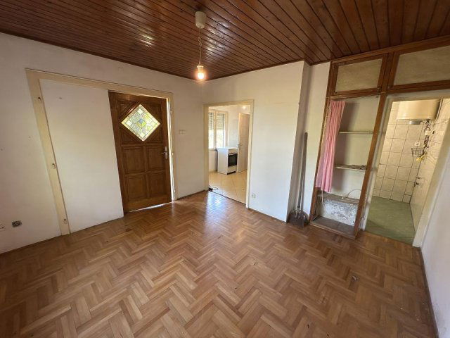 Eladó családi ház, Szentendrén 49.9 M Ft, 2 szobás