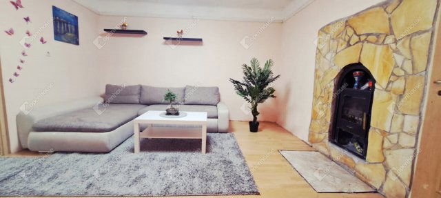 Eladó családi ház, Pilisen 39.9 M Ft, 2 szobás