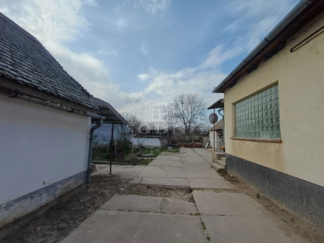 Eladó családi ház, Bátmonostoron 22.9 M Ft, 3 szobás