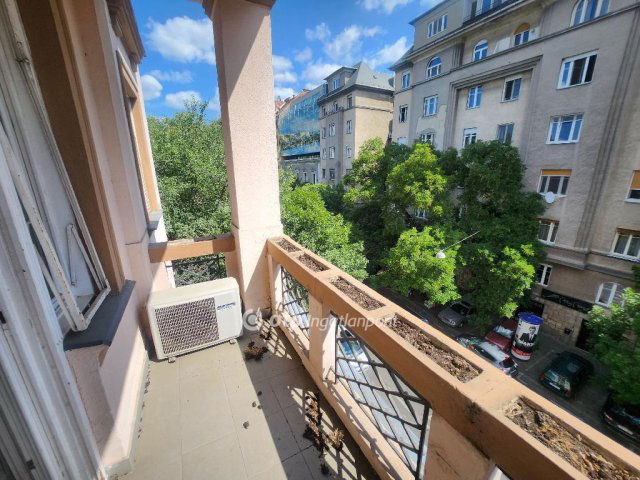 Eladó téglalakás, Budapesten, II. kerületben 340 M Ft