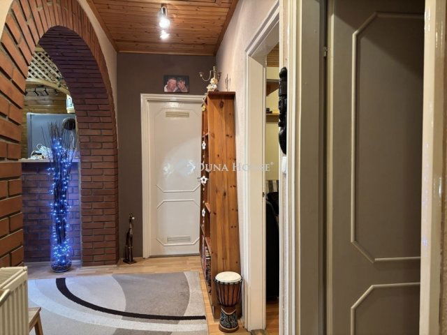 Eladó családi ház, Dunavarsányban 95 M Ft, 7 szobás