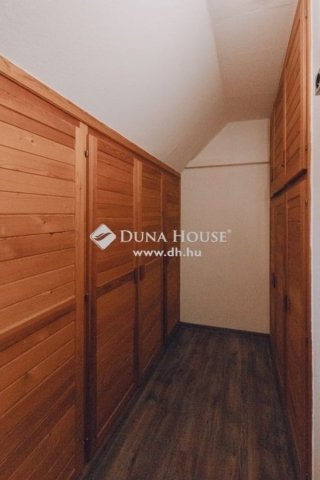 Eladó családi ház, Kecskeméten 189.5 M Ft, 5 szobás