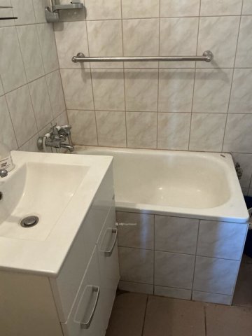 Eladó panellakás, Budapesten, XIV. kerületben 63 M Ft, 1+1 szobás