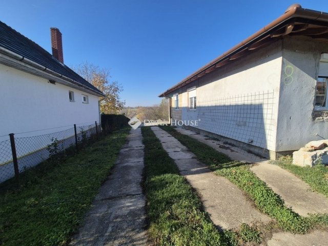 Eladó családi ház, Enyingen 42 M Ft, 4 szobás