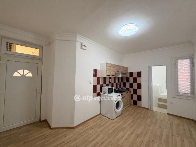 Eladó téglalakás, Budapesten, VIII. kerületben 29.9 M Ft