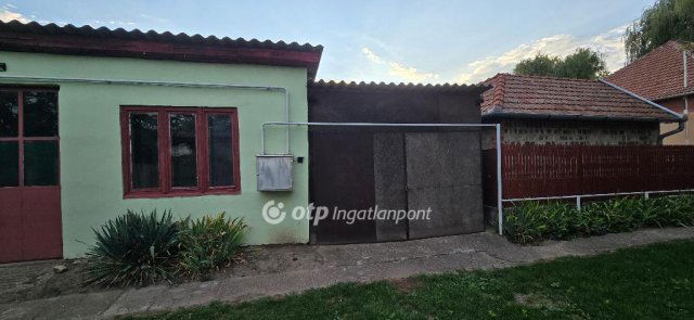 Eladó családi ház, Hajdúdorogon 45 M Ft, 3 szobás