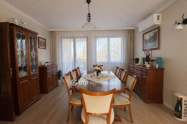 Eladó családi ház, Egerben 199 M Ft, 4 szobás