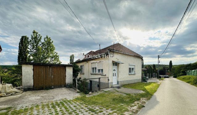 Eladó családi ház, Nagysápon 29.8 M Ft, 5 szobás