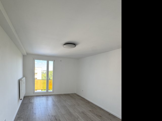 Eladó panellakás, Pécsett, Sarolta utcában 47.9 M Ft, 2 szobás