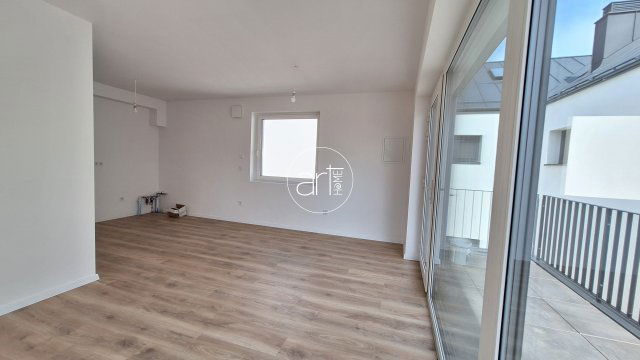 Eladó téglalakás, Hódmezővásárhelyen 49.9 M Ft, 2+1 szobás