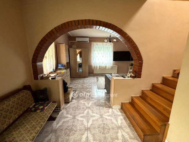 Eladó családi ház, Hajdúböszörményen 79.99 M Ft, 2+2 szobás