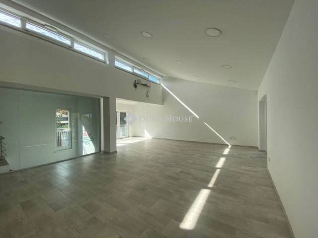 Kiadó üzlethelyiség, Budapesten, III. kerületben 400 E Ft / hó