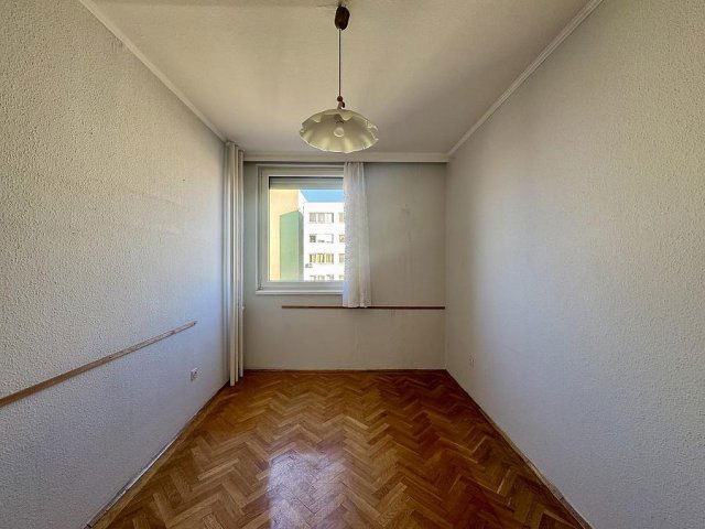 Eladó panellakás, Budapesten, XXI. kerületben 49.9 M Ft