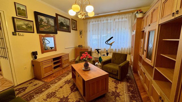 Kiadó téglalakás, albérlet, Debrecenben 240 E Ft / hó, 3 szobás