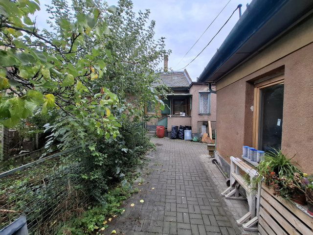 Eladó családi ház, Budapesten, XX. kerületben 74.9 M Ft